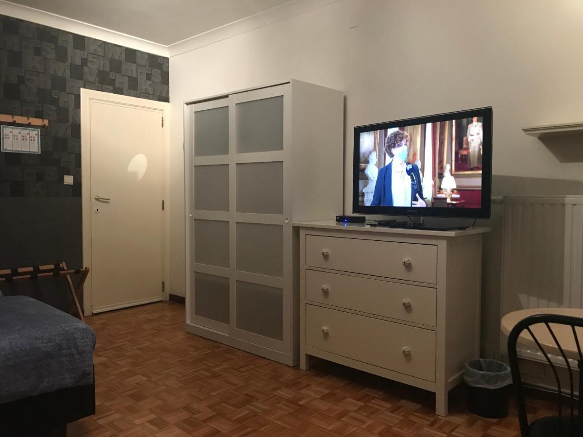 Cosy Room Hasselt Bagian luar foto